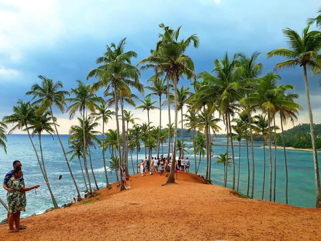 ホテル Coconut Reach ミリッサ エクステリア 写真